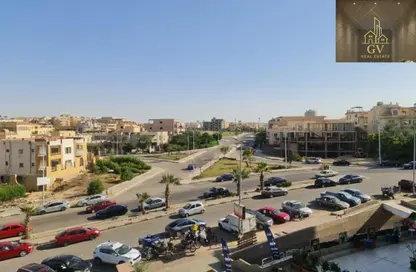 عيادة - 2 غرف نوم - 1 حمام للبيع في مدينة الشروق - القاهرة