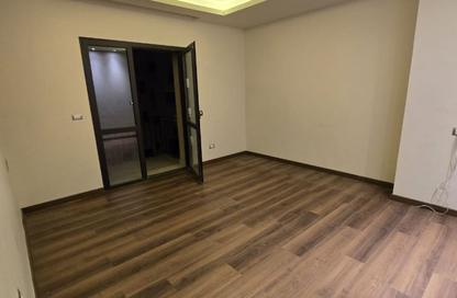 Apartment - 2 Bedrooms - 3 Bathrooms for rent in The Courtyards - Sheikh Zayed Compounds - Sheikh Zayed City - Giza