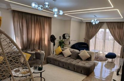 شقة - 3 - 3 للبيع في 6 ويست - بيفرلي هيلز - كمبوندات الشيخ زايد - الشيخ زايد - الجيزة شقة - 3 - 3 للبيع في 6 ويست - بيفرلي هيلز - كمبوندات الشيخ زايد - الشيخ زايد - الجيزة