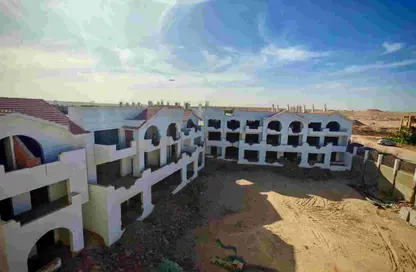 Apartment - 2 Bedrooms - 1 Bathroom for sale in Magawish - Hurghada - Red Sea