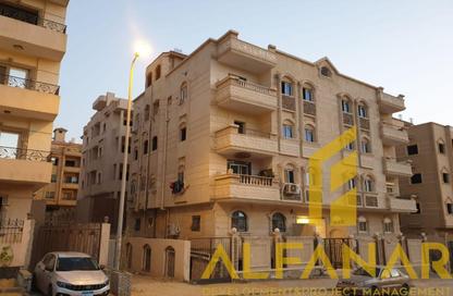 Apartment - 3 Bedrooms - 1 Bathroom for sale in Mohamed Naguib Axis - Abou El Houl - New Cairo City - Cairo