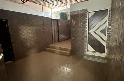 Warehouse - Studio - 2 Bathrooms for rent in Belbeis Road   Road 10 - 3rd District - Obour City - Qalyubia