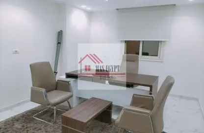 مساحات مكتبية - 3 غرف نوم - 3 حمامات للبيع في ميدان مصطفي محمود - المهندسين - الجيزة