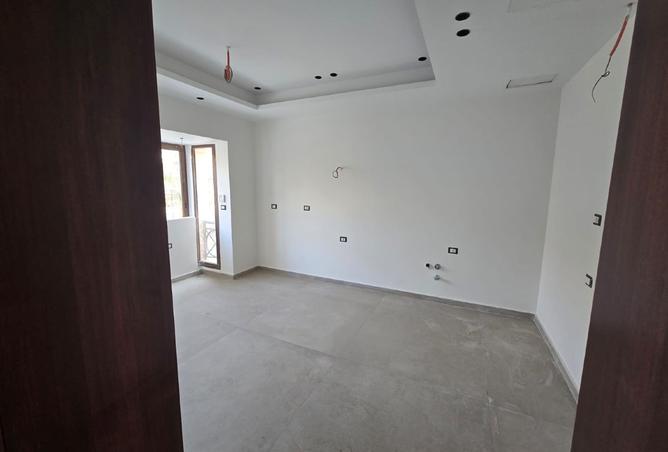 102626228 - Property Image 2