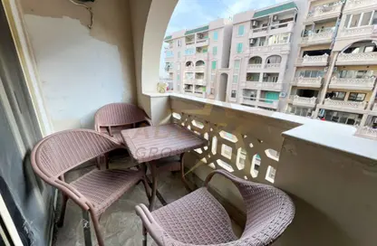 Apartment - 3 Bedrooms - 2 Bathrooms for rent in Zaki Ragab St. - Smouha - Hay Sharq - Alexandria