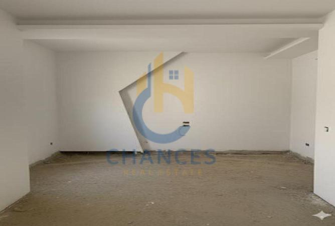 102348995 - Property Image 2