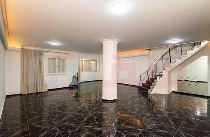 Duplex - 5 Bedrooms - 3 Bathrooms for sale in Mahmoud Al Essawy St. - Sidi Beshr - Hay Awal El Montazah - Alexandria