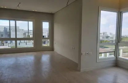 Twin House - 3 Bedrooms - 4 Bathrooms for rent in Hyde Park - New Cairo City - Cairo