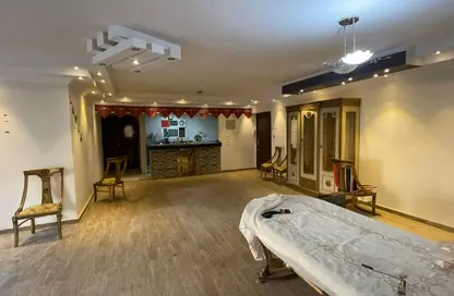 شقة - 3 غرف نوم - 3 حمامات للبيع في زهراء المعادي - حي المعادي - القاهرة