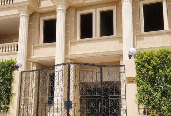 8702582 - Property Image 2