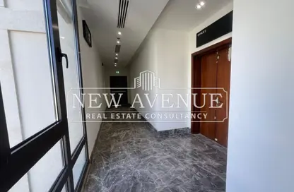 Office Space - 2 Bedrooms - 1 Bathroom for sale in District 5 - 5th Settlement Compounds - The 5th Settlement - New Cairo City - Cairo