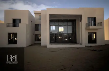 فيلا - 5 غرف نوم - 5 حمامات للبيع في أو ويست - كمبوندات 6 أكتوبر - مدينة 6 أكتوبر - الجيزة