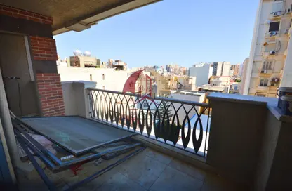 Apartment - 4 Bedrooms - 3 Bathrooms for sale in Kafr Abdo - Roushdy - Hay Sharq - Alexandria