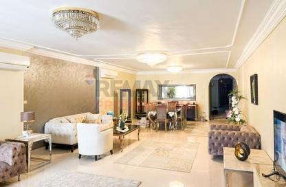Apartment - 4 - 3 for sale in Abdel Salam Aref St. - Glim - Hay Sharq - Alexandria Apartment - 4 - 3 for sale in Abdel Salam Aref St. - Glim - Hay Sharq - Alexandria