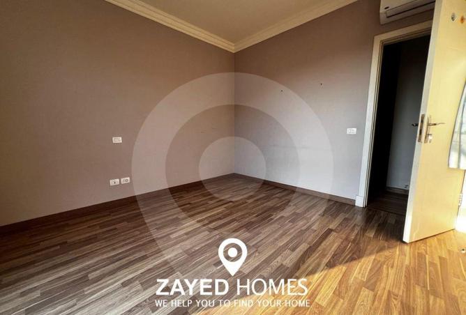 8630225 - Property Image 3