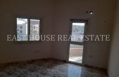 شقة - 3 غرف نوم - 2 حمامات للايجار في البنفسج 6 - البنفسج - مدينة القاهرة الجديدة - القاهرة