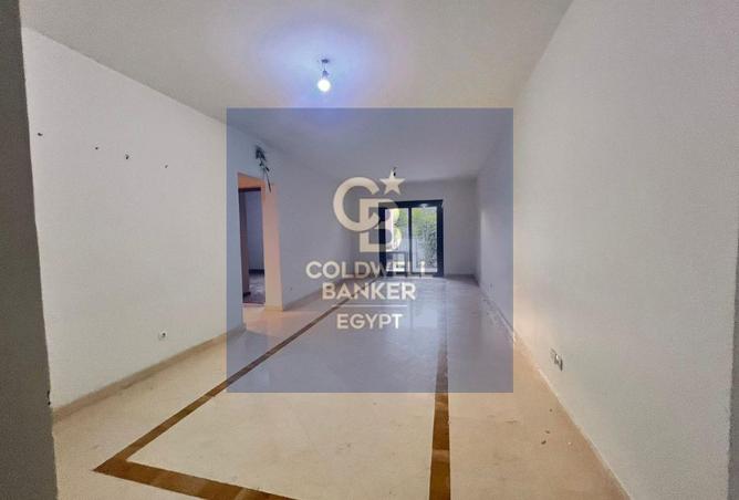 102067271 - Property Image 2