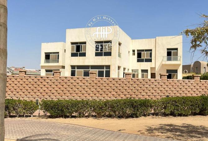 94099977 - Property Main Image