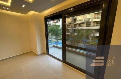 Apartment - 2 Bedrooms - 1 Bathroom for sale in El Patio Sola - El Patio - El Shorouk Compounds - Shorouk City - Cairo