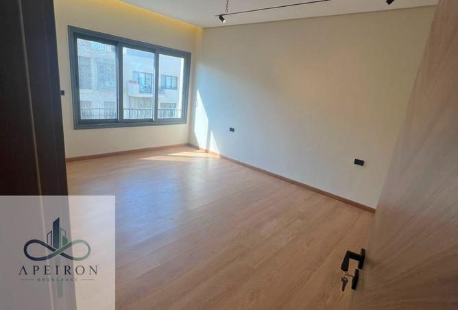 106858535 - Property Image 2