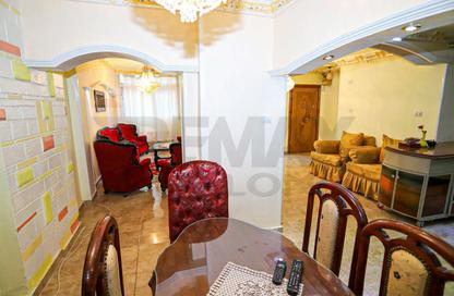 Apartment - 2 Bedrooms - 2 Bathrooms for sale in Shaarawy St. - Laurent - Hay Sharq - Alexandria