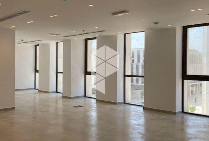 70100906 - Property Image 3