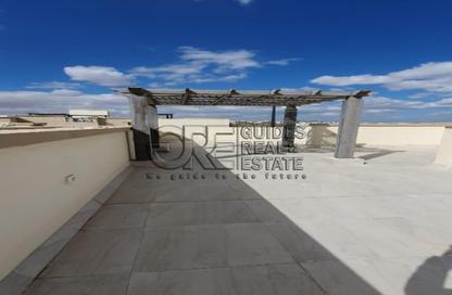 Penthouse - 3 Bedrooms - 4 Bathrooms for sale in New Giza - Cairo Alexandria Desert Road - 6 October City - Giza