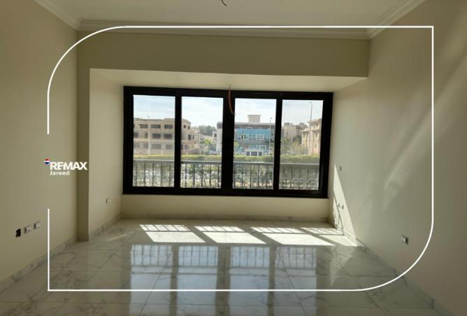 102345937 - Property Image 2