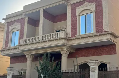 Apartment - 3 Bedrooms - 3 Bathrooms for sale in El Narges Buildings - Al Narges - New Cairo City - Cairo