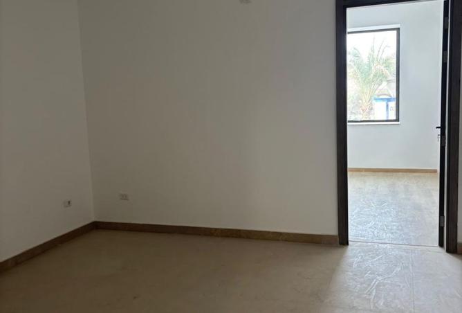 98827864 - صورة العقار 2