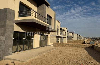 Villa - 5 - 6 for sale in Swan Lake Residence - 5th Settlement Compounds - The 5th Settlement - New Cairo City - Cairo