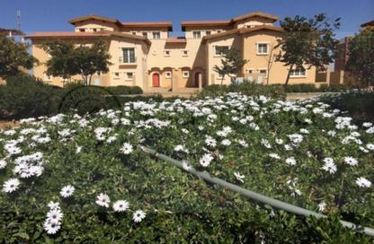 Villa - 5 - 5 for sale in Cluster 1 - Hyde Park - New Cairo City - Cairo