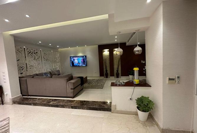 8666739 - Property Image 3