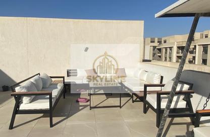(بنتهاوس  (روف - 3 غرف نوم - 3 حمامات للبيع في مون ريزيدنس - فيفث سكوير - التجمع الخامس - مدينة القاهرة الجديدة - القاهرة