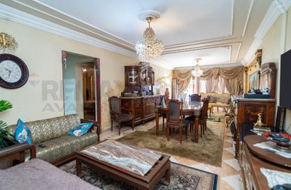 Apartment - 3 Bedrooms - 1 Bathroom for sale in Camp Chezar - Hay Wasat - Alexandria