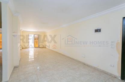 Apartment - 3 Bedrooms - 2 Bathrooms for sale in Laurent - Hay Sharq - Alexandria Apartment - 3 Bedrooms - 2 Bathrooms for sale in Laurent - Hay Sharq - Alexandria