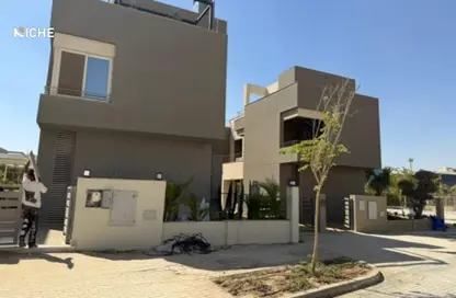 فيلا - 6 غرف نوم - 7 حمامات للبيع في ذا كراون - طريق مصر اسكندرية الصحراوي - مدينة 6 أكتوبر - الجيزة فيلا - 6 غرف نوم - 7 حمامات للبيع في ذا كراون - طريق مصر اسكندرية الصحراوي - مدينة 6 أكتوبر - الجيزة