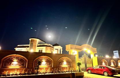 Villa - 5 Bedrooms - 4 Bathrooms for rent in Cairo Alexandria Desert Road - 6 October City - Giza