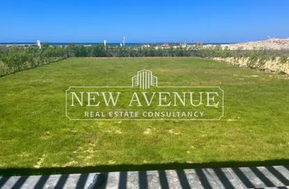 فيلا - 6 غرف نوم - 5 حمامات للبيع في جايا - راس الحكمة - الساحل الشمالي