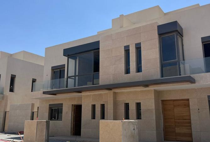 108784010 - Property Image 2