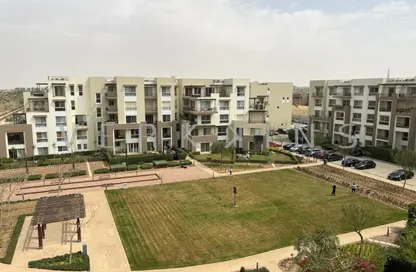 Apartment - 3 Bedrooms - 3 Bathrooms for sale in The Sierras - Uptown Cairo - Mokattam - Cairo