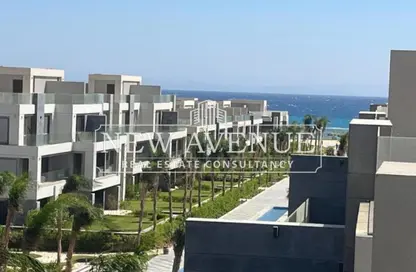 (بنتهاوس  (روف - 3 غرف نوم - 2 حمامات للبيع في لافيستا راي - لافيستا - العين السخنة - السويس