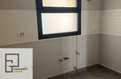 Apartment - 3 Bedrooms - 3 Bathrooms for sale in Village West - Sheikh Zayed Compounds - Sheikh Zayed City - Giza