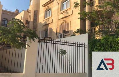 Villa - 7+ - 7+ for sale in Al Shouyfat - 5th Settlement Compounds - The 5th Settlement - New Cairo City - Cairo