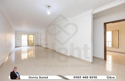 Apartment - 3 Bedrooms - 2 Bathrooms for sale in San Stefano - Hay Sharq - Alexandria
