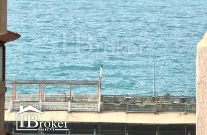 Apartment - 3 Bedrooms - 2 Bathrooms for rent in Mokhtar Abd Al Raheem Khallaf St. - Saba Basha - Hay Sharq - Alexandria