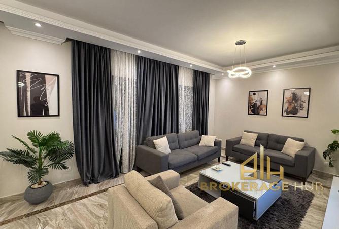 8617870 - Property Image 3