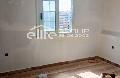 Apartment - 2 Bedrooms - 1 Bathroom for sale in Moharam Bek - Hay Wasat - Alexandria