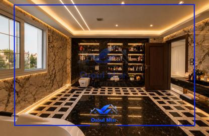Villa - 7+ - 7+ for sale in Royal City - Sheikh Zayed Compounds - Sheikh Zayed City - Giza