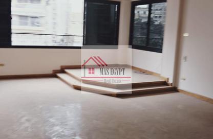 Apartment - 3 Bedrooms - 2 Bathrooms for sale in Mohandessin - Giza